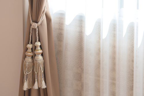  Should Curtains Be Dry Cleaned or Dry Washed?